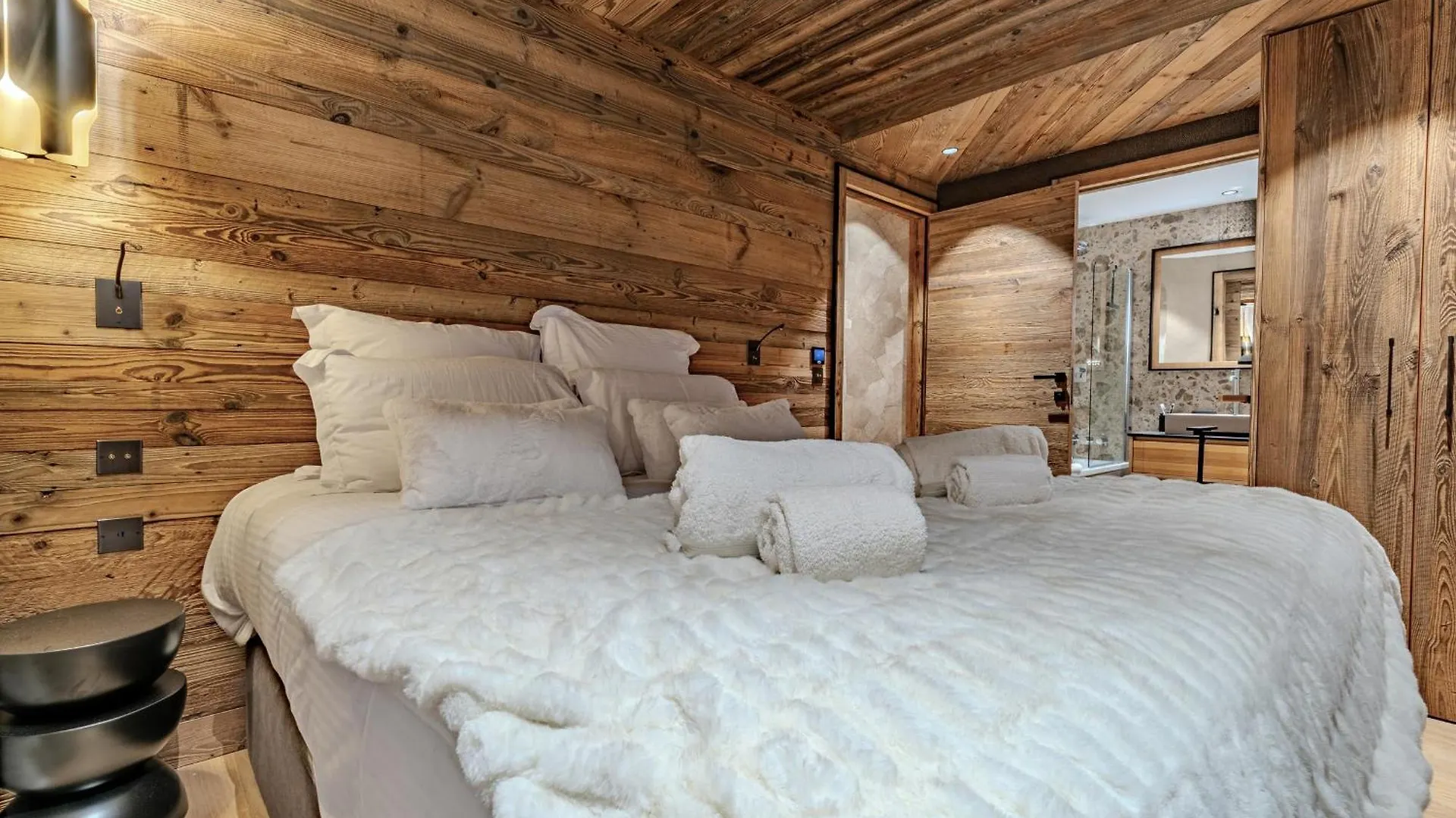 Appartement Elegant A Meribel Avec Services De Conciergerie - Fr-1-613-135 Les Allues Apartment